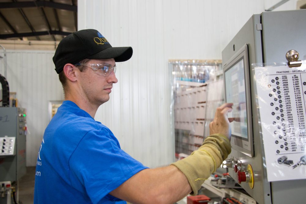 07_2017_Glass_Plant_Employee_HW(8) 07_2017_Glass_Plant_Employee_HW(8)